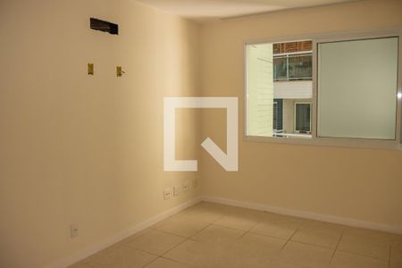 Apartamento à venda com 80m², 2 quartos e 1 vaga Apartamento à venda com 80m², 2 quartos e 1 vagaSuite