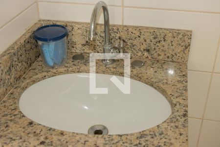 Apartamento à venda com 80m², 2 quartos e 1 vaga Apartamento à venda com 80m², 2 quartos e 1 vagaBanheiro 2