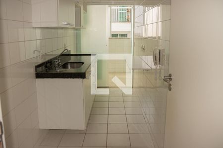 Apartamento à venda com 80m², 2 quartos e 1 vaga Apartamento à venda com 80m², 2 quartos e 1 vagaCozinha