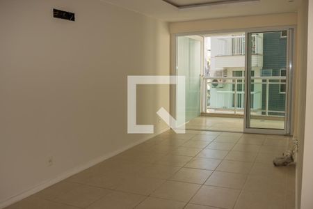 Sala de apartamento à venda com 2 quartos, 80m² em Vital Brasil, Niterói