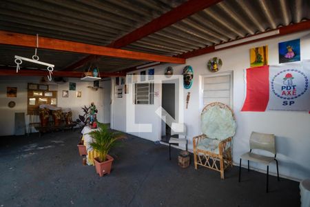 Casa à venda com 450m², 5 quartos e 3 vagasVaranda da Casa 02