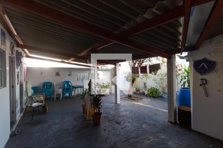 Casa à venda com 450m², 5 quartos e 3 vagasVaranda da Casa 02