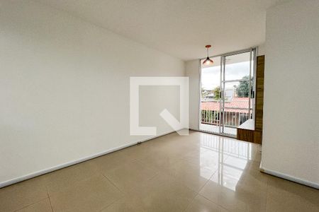 Sala de apartamento para alugar com 3 quartos, 70m² em Jardim Belaura, São Paulo