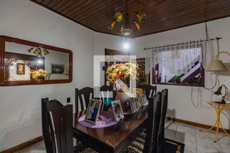 Sala de Jantar de casa à venda com 4 quartos, 200m² em São Luis, Canoas