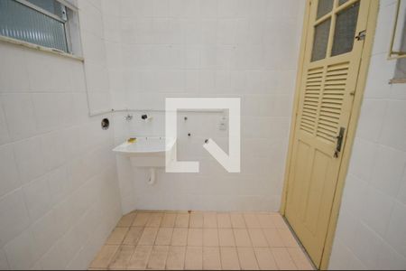 Apartamento para alugar com 60m², 2 quartos e sem vagaCozinha e Área de Serviço