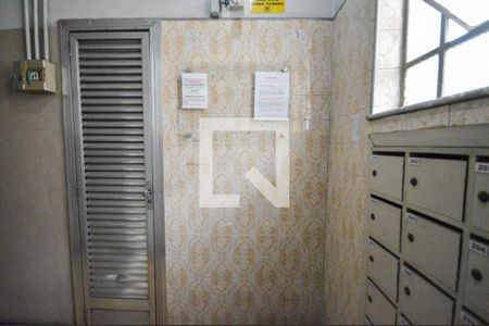 Apartamento para alugar com 60m², 2 quartos e sem vagaHall