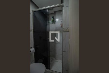 Apartamento à venda com 72m², 2 quartos e 2 vagas Apartamento à venda com 72m², 2 quartos e 2 vagasBanheiro da Suíte