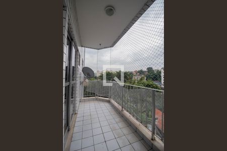 Apartamento à venda com 72m², 2 quartos e 2 vagas Apartamento à venda com 72m², 2 quartos e 2 vagasVaranda dos Quartos