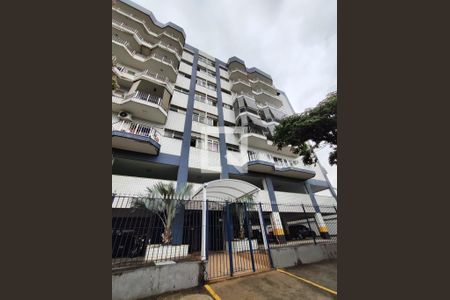 Apartamento à venda com 72m², 2 quartos e 2 vagas Apartamento à venda com 72m², 2 quartos e 2 vagasFachada