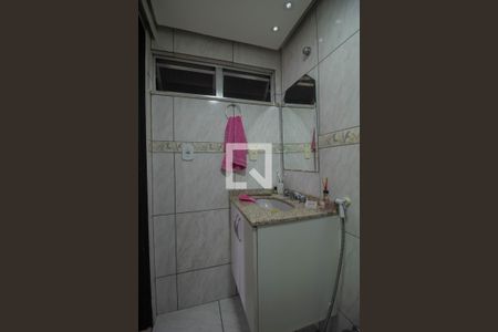 Apartamento à venda com 72m², 2 quartos e 2 vagas Apartamento à venda com 72m², 2 quartos e 2 vagasBanheiro da Suíte