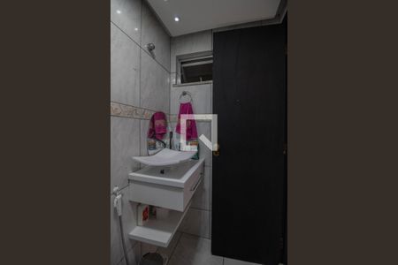 Apartamento à venda com 72m², 2 quartos e 2 vagas Apartamento à venda com 72m², 2 quartos e 2 vagasBanheiro 2