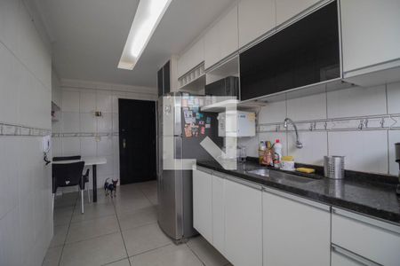 Apartamento à venda com 72m², 2 quartos e 2 vagas Apartamento à venda com 72m², 2 quartos e 2 vagasCozinha