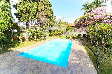 Casa para alugar com 600m², 3 quartos e 6 vagasPiscina