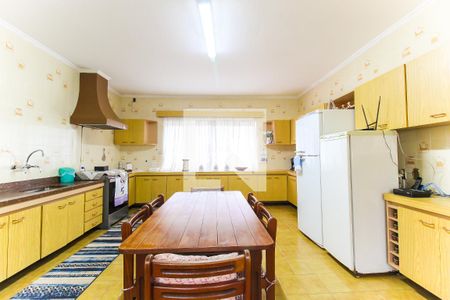 Casa para alugar com 600m², 3 quartos e 6 vagasCozinha