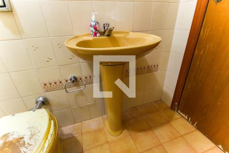 Casa para alugar com 600m², 3 quartos e 6 vagasBanheiro da Suíte 2