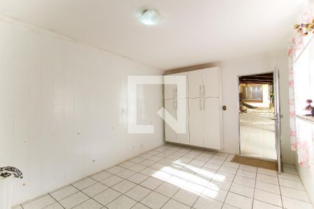 Casa para alugar com 600m², 3 quartos e 6 vagasLavanderia