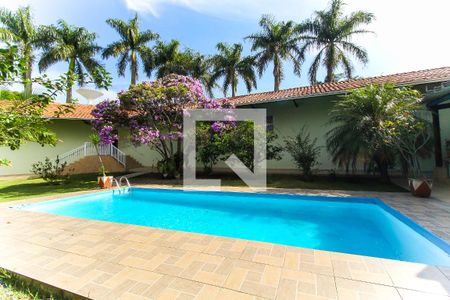 Casa para alugar com 600m², 3 quartos e 6 vagasPiscina