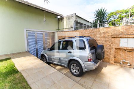 Casa para alugar com 600m², 3 quartos e 6 vagasQuintal