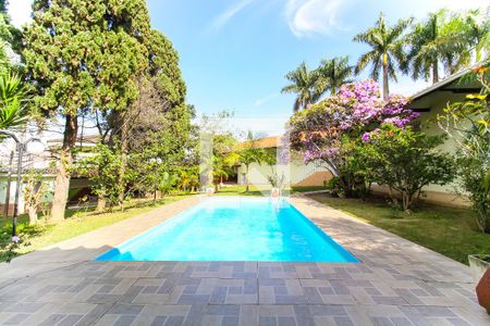 Piscina de casa para alugar com 3 quartos, 600m² em Vila Romanópolis, Ferraz de Vasconcelos