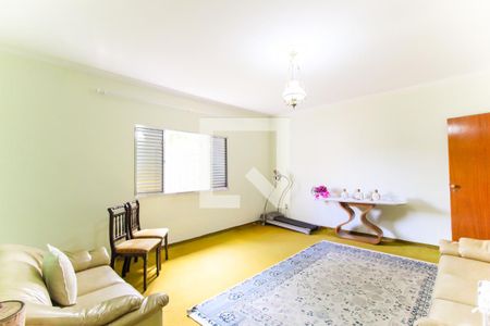 Casa para alugar com 600m², 3 quartos e 6 vagasSuíte 1