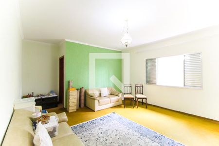 Suíte 1 de casa para alugar com 3 quartos, 600m² em Vila Romanópolis, Ferraz de Vasconcelos