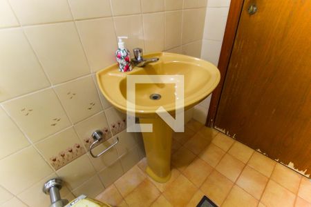 Casa para alugar com 600m², 3 quartos e 6 vagasBanheiro da Suíte 2