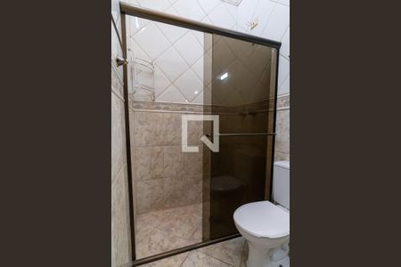 Casa à venda com 112m², 4 quartos e 1 vaga Casa à venda com 112m², 4 quartos e 1 vagaBanheiro Detalhe