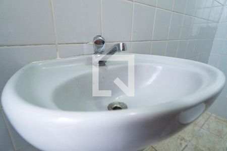 Casa à venda com 112m², 4 quartos e 1 vaga Casa à venda com 112m², 4 quartos e 1 vagaBanheiro de serviço Detalhe