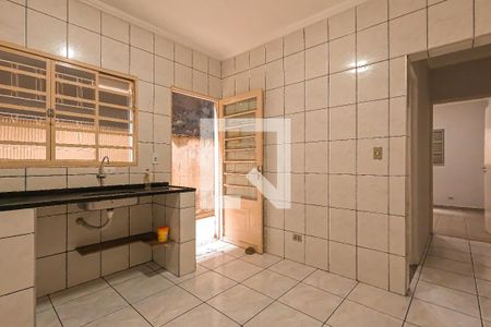 Casa para alugar com 100m², 2 quartos e 1 vagaCozinha