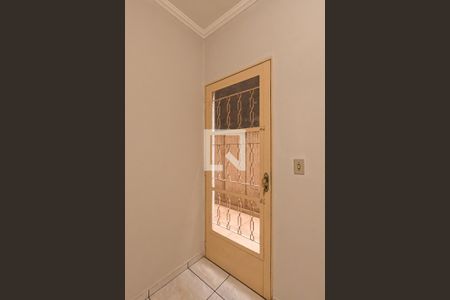 Casa para alugar com 100m², 2 quartos e 1 vagaEntrada