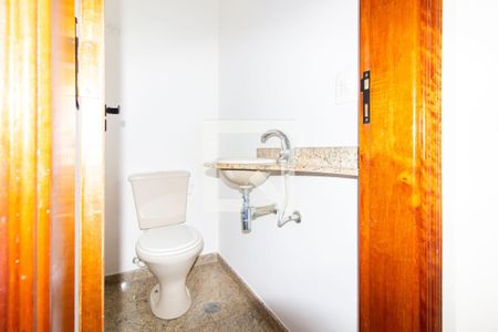 Casa de condomínio à venda com 83m², 3 quartos e 3 vagasLavabo