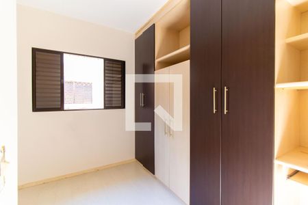 Casa de condomínio à venda com 83m², 3 quartos e 3 vagasQuarto 01