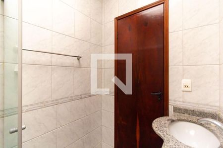 Casa de condomínio à venda com 83m², 3 quartos e 3 vagasBanheiro Social