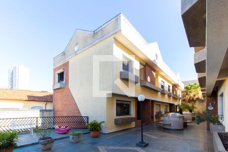 Casa de condomínio à venda com 83m², 3 quartos e 3 vagasFachada