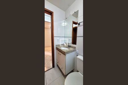 banheiro 1 de apartamento à venda com 2 quartos, 55m² em Jardim America, Belo Horizonte