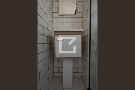 Apartamento à venda com 41m², 2 quartos e 1 vagaDetalhe do banheiro