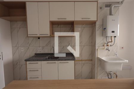 Cozinha e Área de Serviço de apartamento para alugar com 2 quartos, 41m² em Vila São João, Guarulhos