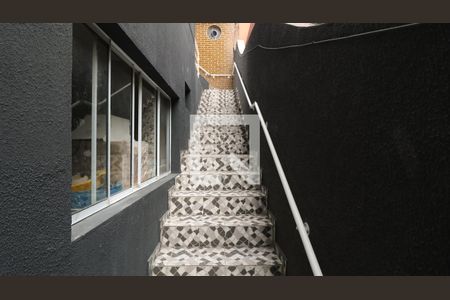 Casa para alugar com 40m², 1 quarto e sem vaga Casa para alugar com 40m², 1 quarto e sem vagaEscada