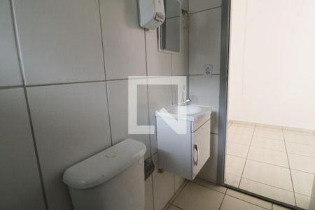Casa para alugar com 40m², 1 quarto e sem vaga Casa para alugar com 40m², 1 quarto e sem vagaBanheiro