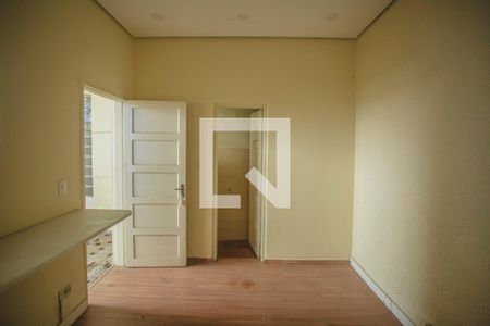 Casa para alugar com 250m², 4 quartos e 2 vagas Casa para alugar com 250m², 4 quartos e 2 vagasQuarto de Serviço