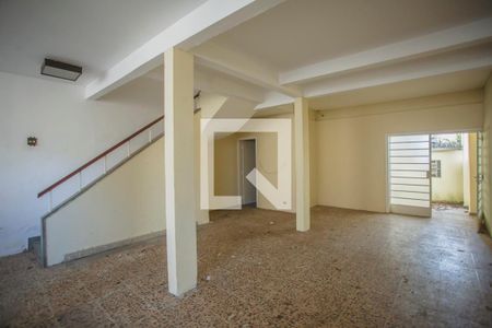 Casa para alugar com 250m², 4 quartos e 2 vagas Casa para alugar com 250m², 4 quartos e 2 vagasGaragem
