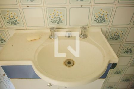 Casa para alugar com 250m², 4 quartos e 2 vagas Casa para alugar com 250m², 4 quartos e 2 vagasBanheiro 3 - Torneira
