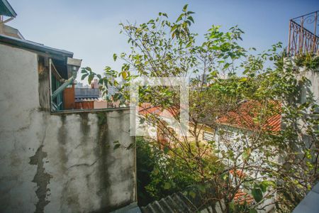 Casa para alugar com 250m², 4 quartos e 2 vagas Casa para alugar com 250m², 4 quartos e 2 vagasVista