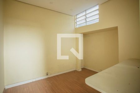 Casa para alugar com 250m², 4 quartos e 2 vagas Casa para alugar com 250m², 4 quartos e 2 vagasQuarto de Serviço