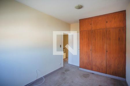 Casa para alugar com 250m², 4 quartos e 2 vagas Casa para alugar com 250m², 4 quartos e 2 vagasQuarto 2