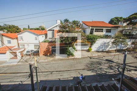 Casa para alugar com 250m², 4 quartos e 2 vagas Casa para alugar com 250m², 4 quartos e 2 vagasVista