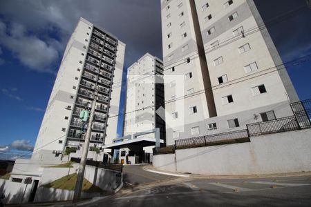 Apartamento para alugar com 52m², 2 quartos e 1 vagaFachada