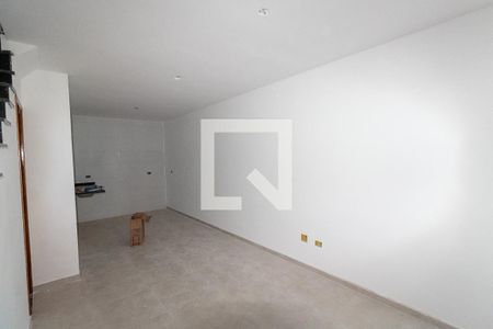 Sala/Cozinha de casa de condomínio para alugar com 2 quartos, 57m² em Parque Boturussu, São Paulo