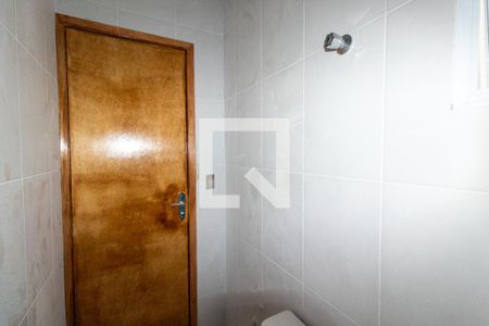 Casa de condomínio para alugar com 57m², 2 quartos e 1 vagaBanheiro da Suíte 2