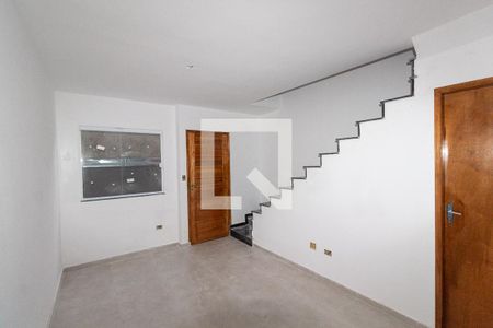 Sala/Cozinha de casa de condomínio para alugar com 2 quartos, 57m² em Parque Boturussu, São Paulo